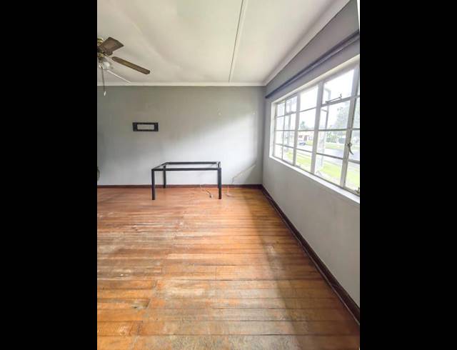 1 BEDROOM APARTMENT FOR SALE IN PELHAM
